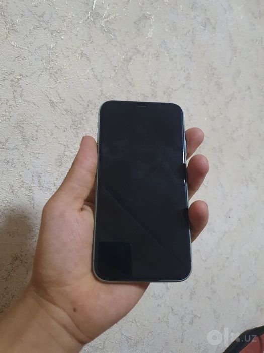 Iphone 11 sotiladi