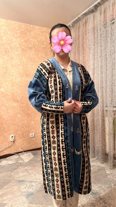 Қазақи нақыштағы шапан(наурызға арналған)