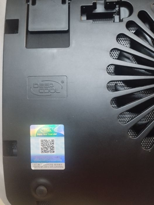 Охладител за лаптоп