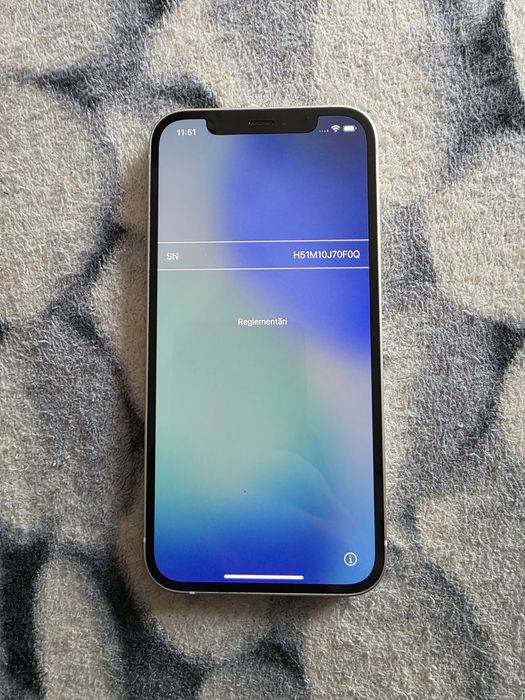 iPhone 12 pentru piese – Ecran original intact, defect Baseband (fără IMEI)