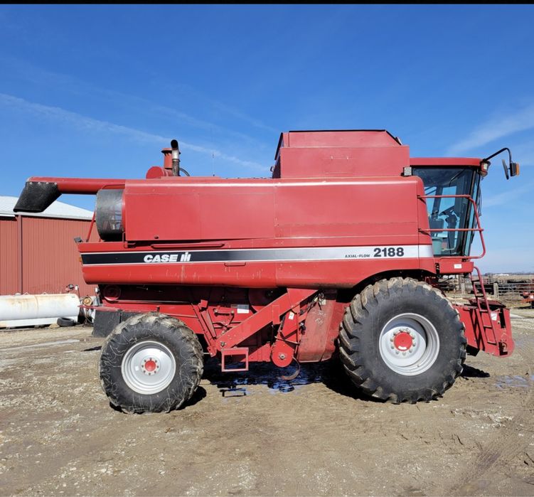 CASE IH   -2188 , 2388 Dezmembrez 2388