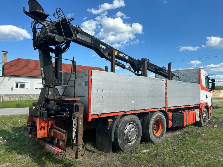 Vand Scania cu macara manipulatoare, foarte putin folosit!!