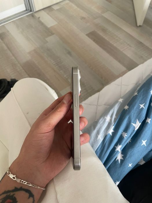 iPhone 15 pro ca nou