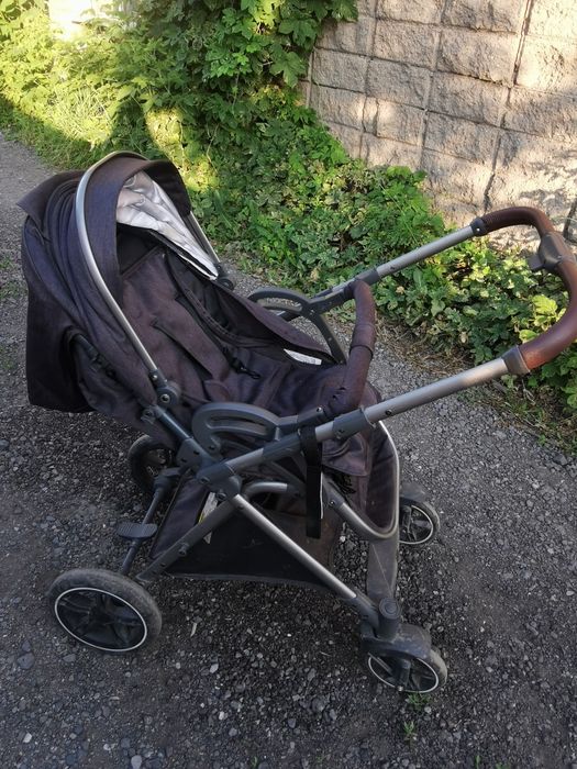 Продам коляску Teknum