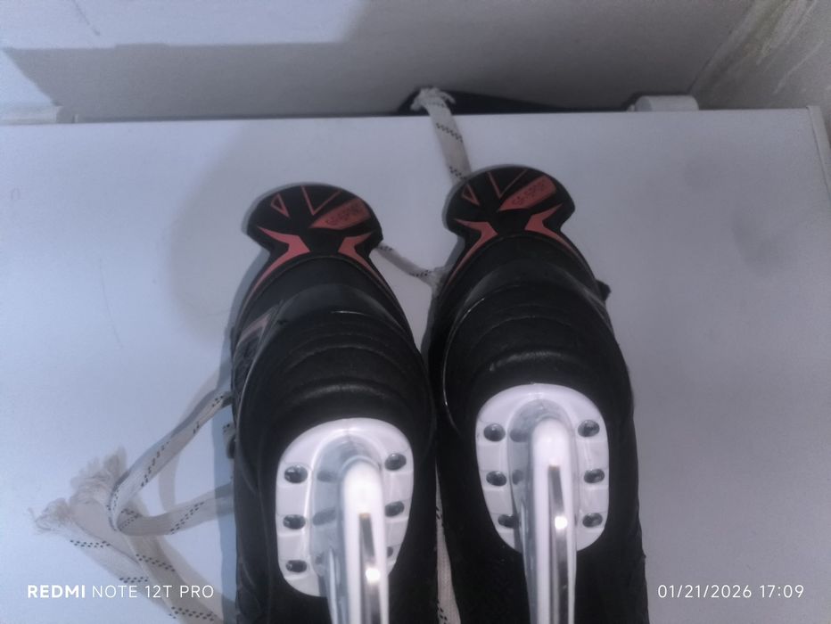 Хокейные коньки 39-40 размер