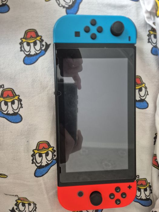 Продам Nintendo Switch (прошитый Atmosphère).