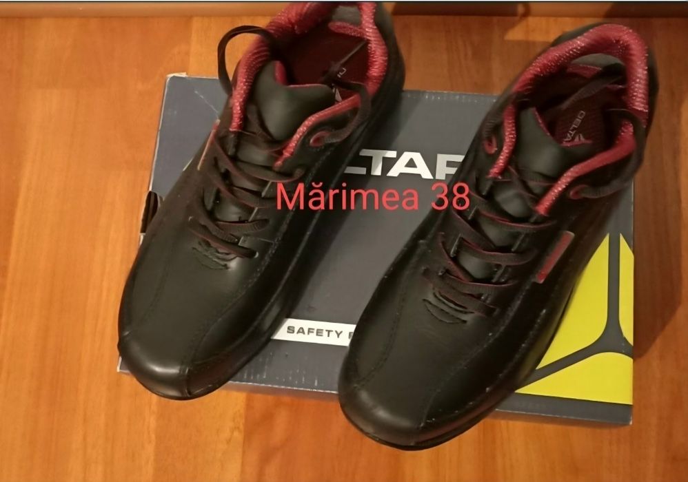 Bocanci de lucru cu bont metalic