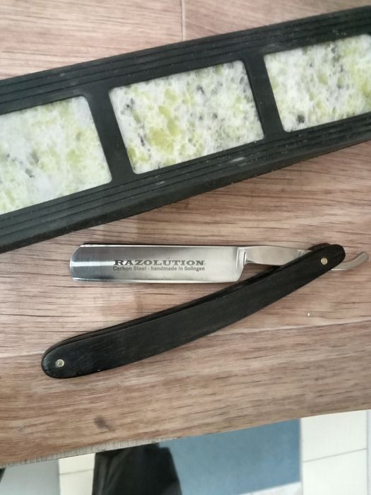 Продам опасную бритву