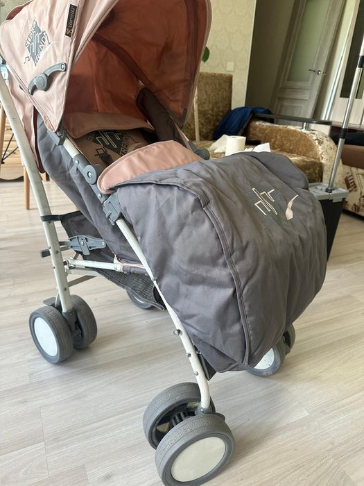 Коляска прогулочная 
сидя, полулежа, лежа