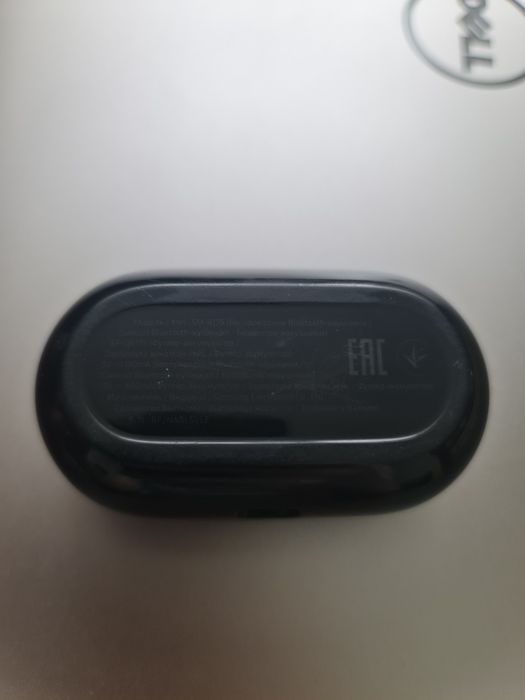 Кейс от наушников Galaxy Buds+