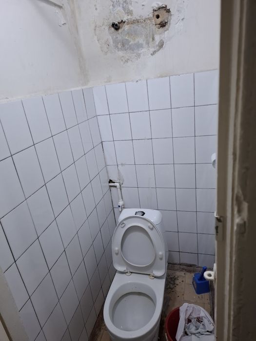 Продаётся 4 ком квартира в центре А. Наваи оринтир Мих бургер