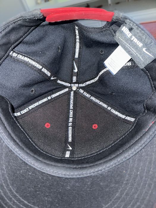 Sapca nike black/red
