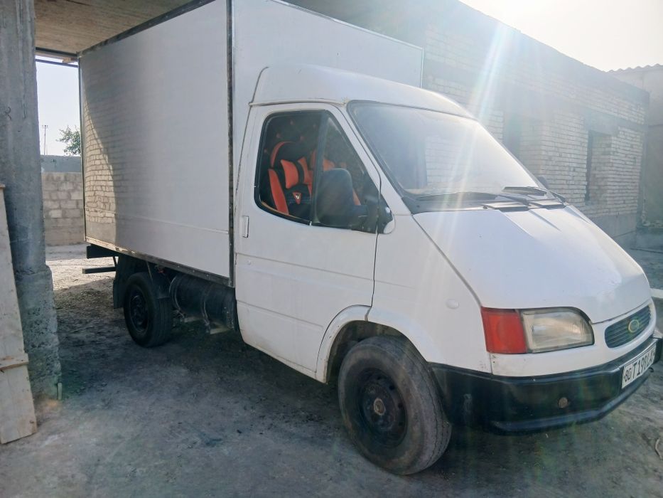 Ford transit sotiladi holati zór