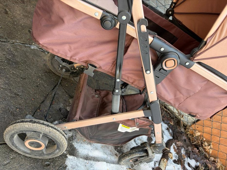 Продам детскую коляску