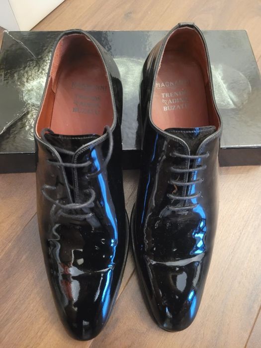 Pantofi eleganti bărbătești, Adina Buzatu