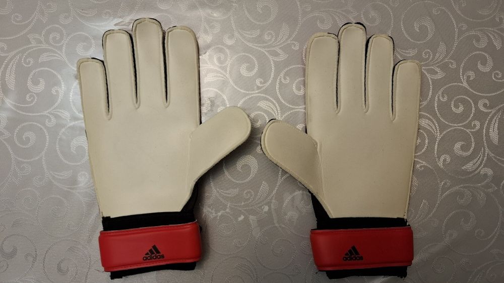 Вратарские перчатки adidas PREDATOR GL TRAINING