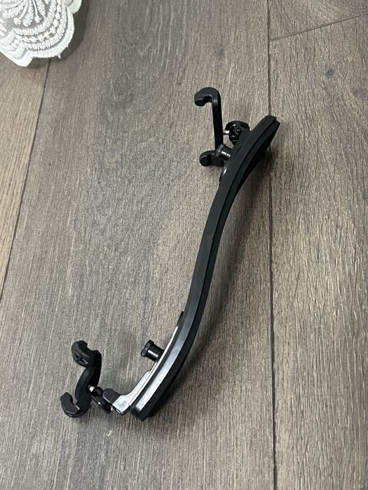 Vioară Eastar 4/4 – impreuna cu pachet – 1.100Lei