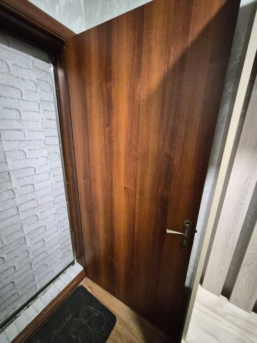 Отдам двери бесплатно отдам