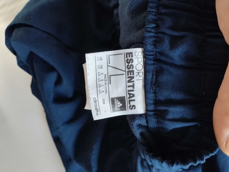 Оригинални анцузи Adidas - L размер