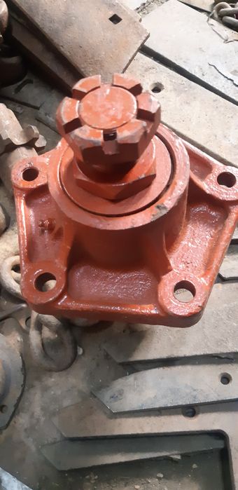 Ступицы   и диски колес  рабочие и новые разные