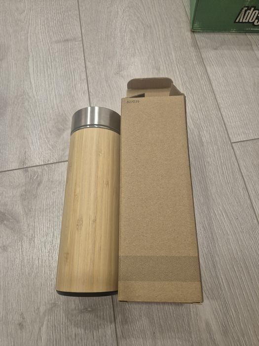 Термос новый в коробке