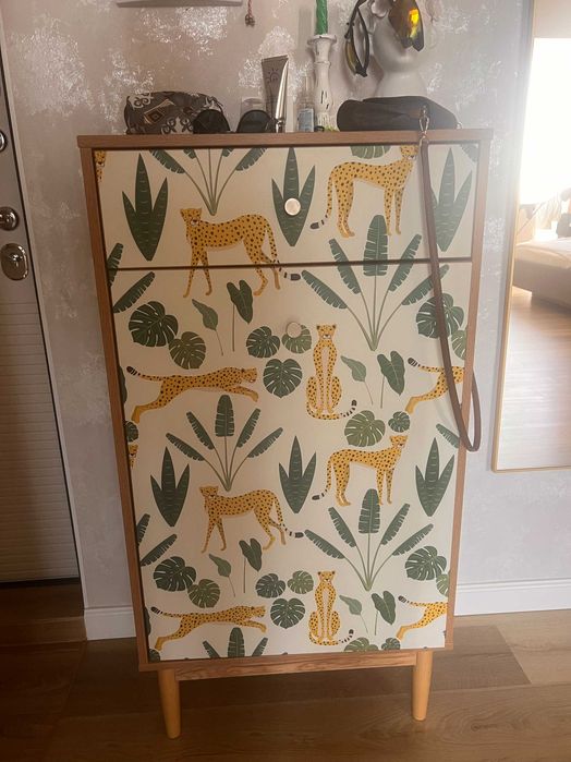 Продам тумбу для обуви