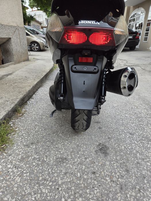 Honda silver wing 400