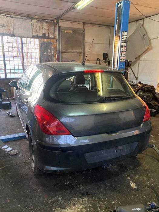 Peugeot 308 / пежо 308 на части