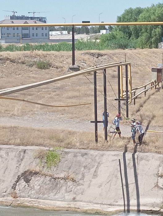 Выполняем сварочные работы. Монтаж газовых труб