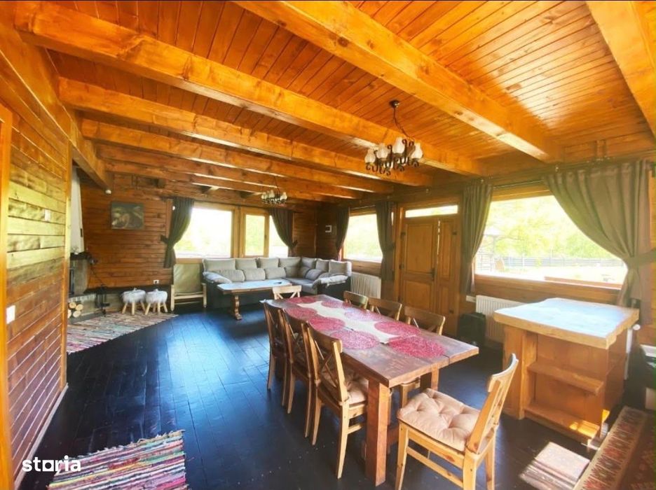 Ansamblu 3 cabane Cheile Râșnoavei 5000 mp