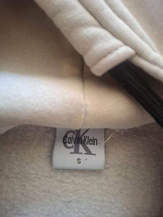 Нов Суитшърт с качулка Calvin Klein