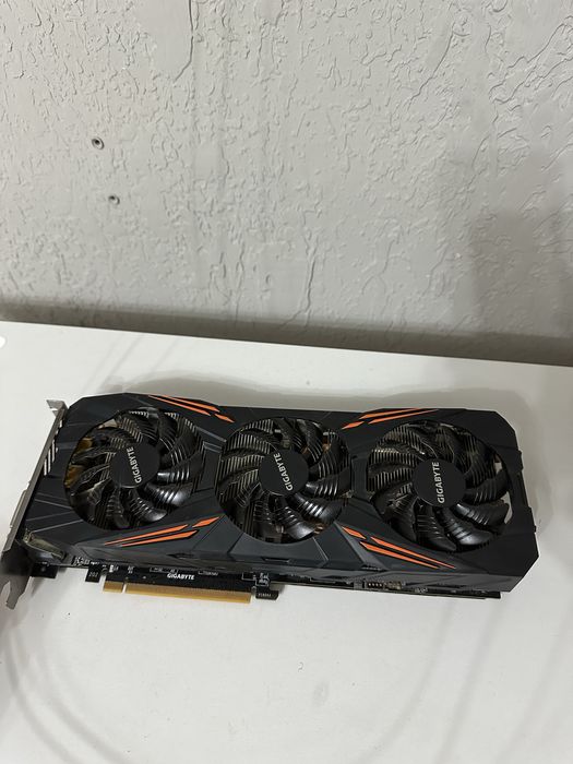 Gtx 1070 8GB  Gigabyte  (Nvidia)