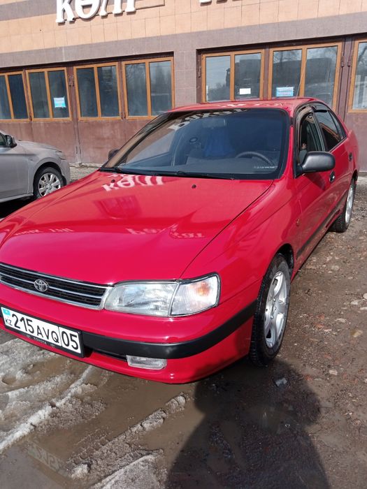 Карина е тойота седан 95 1.8 об