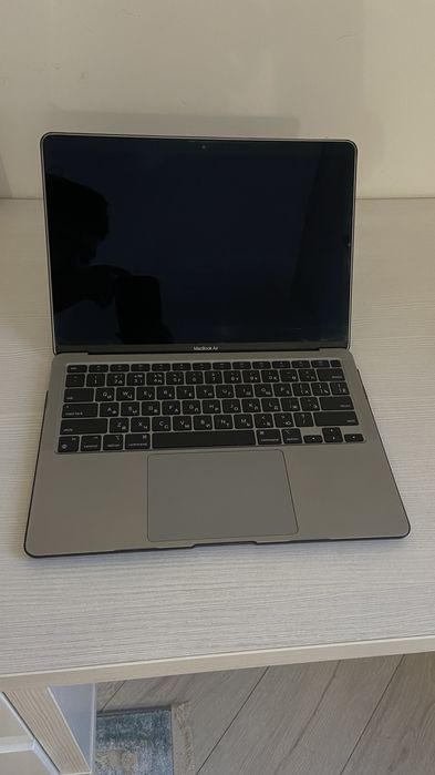 MacBook Air M1 8Гб (2020)