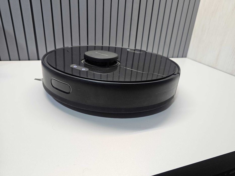 ПРОДАМ Робот-пылесос Dreame D9 Max (моющий). Состояние ОТЛИЧНОЕ.