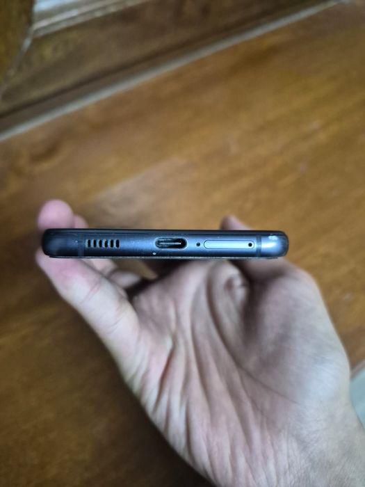 Samsung S21 FE состояние хорошое