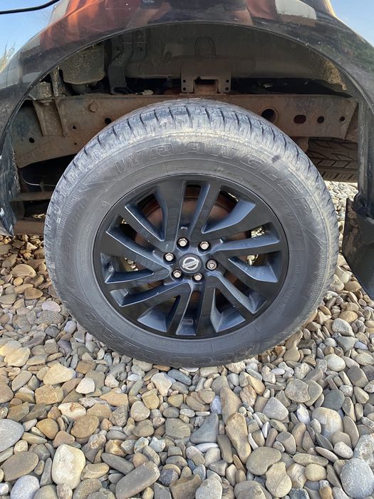 Rezervor Adblue cu pompă comlet   Nissan Navara 2.3 biturbo 90000 km