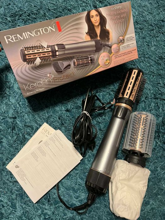 Нова електрическа четка за коса Remington AS8810