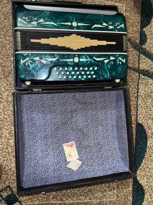 Гармонь советского производства