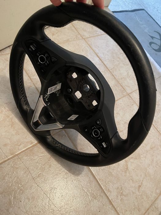 Волан опел сстра К