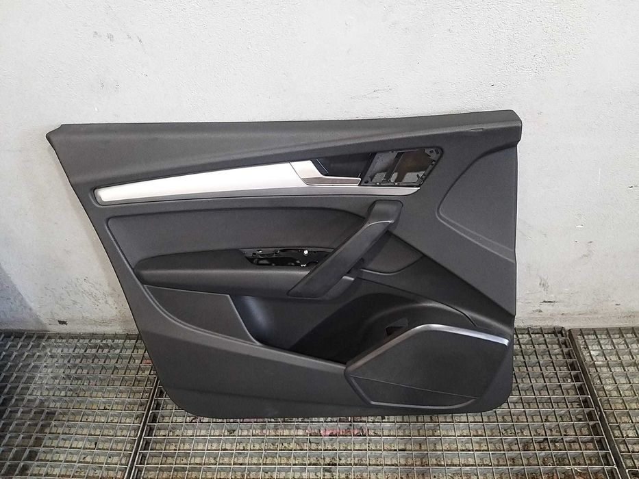 Fata tapiterie usa stanga fata audi q5 fy 80a867133 156127192