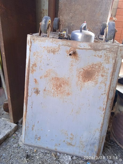 Продам мусорный бак