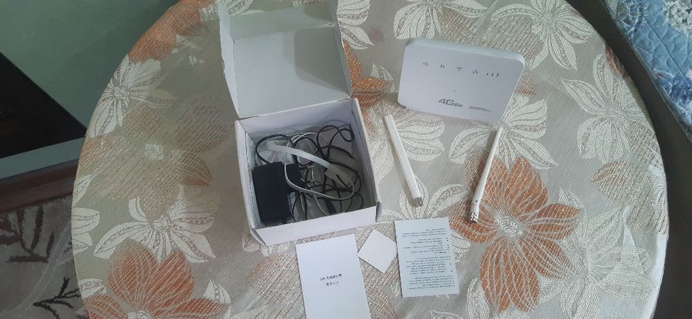 Продаётся роутер симкарточный новый