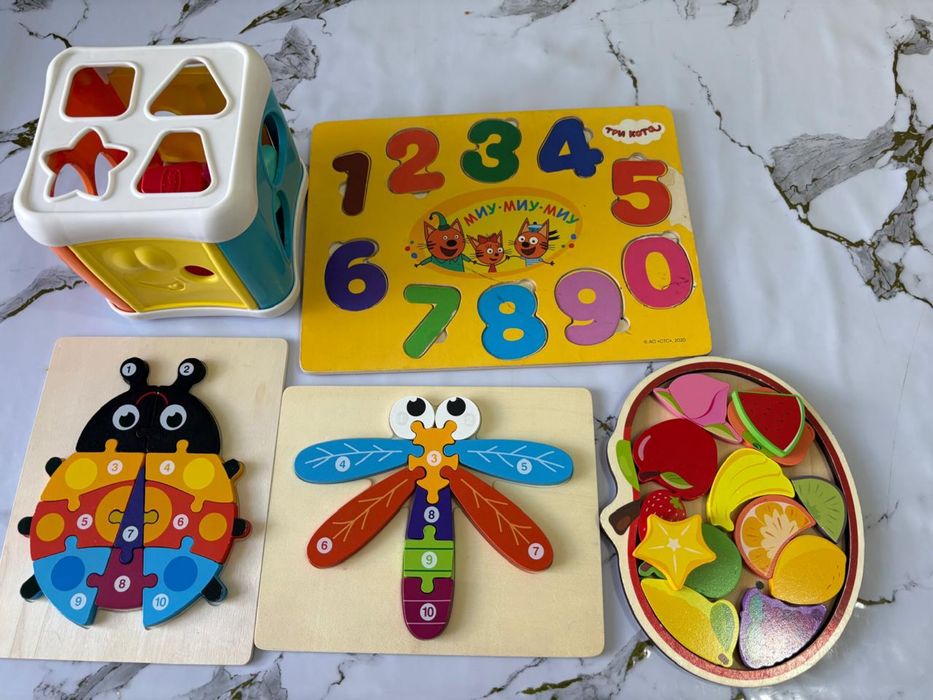 Продам развивающие игрушки
