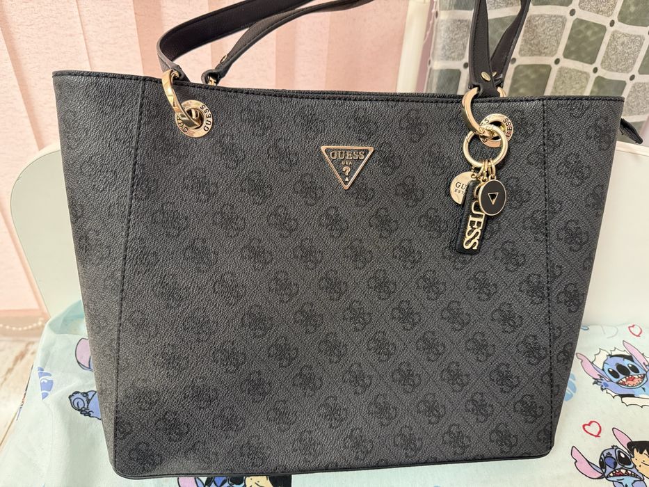 Дамска чанта  и портмоне guess