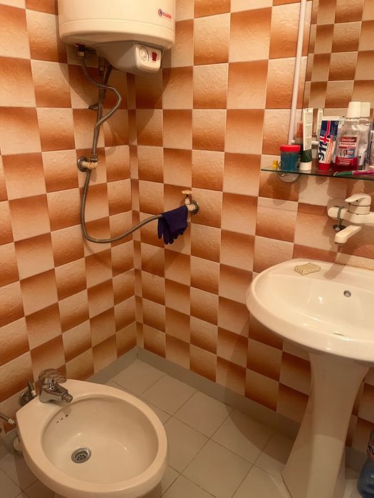 Продава се Тристаен апартамент в Ловеч, Център - 86 кв.м за 1512 €/кв.м - Снимка #9
