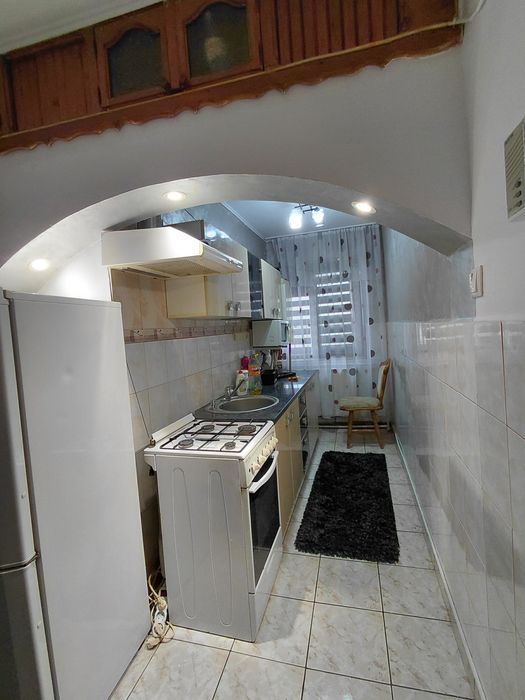Inchiriez apartament 2 camere