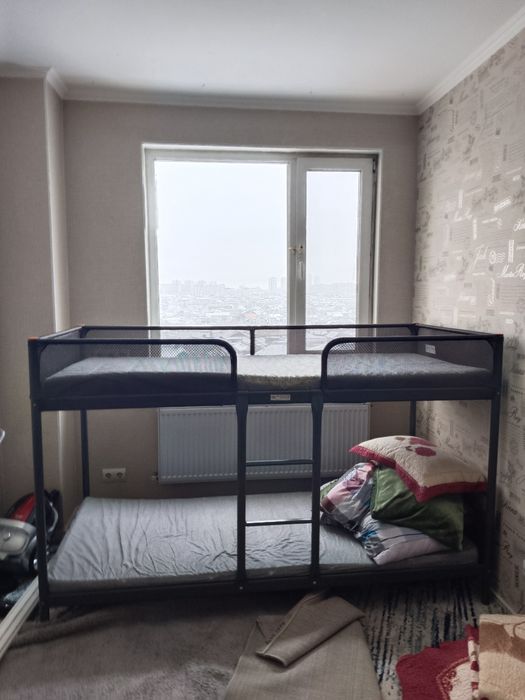 Двухместная кровать