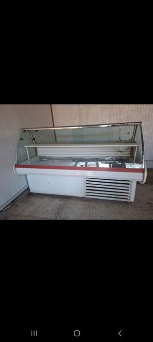 Витрина холодильник