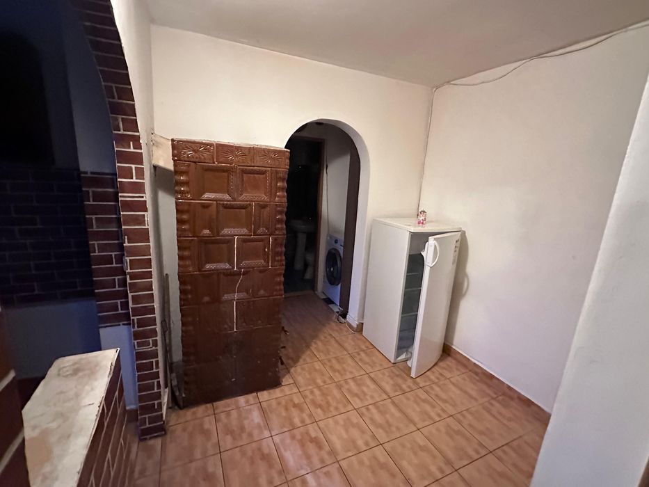 Apartament de inchiriat 2 camere in Lipova,central.